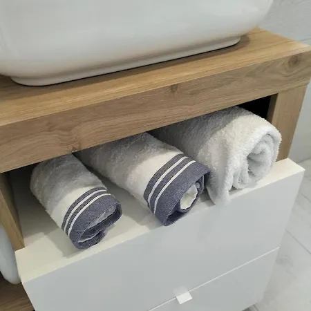 Lugore Πανσιόν 3*